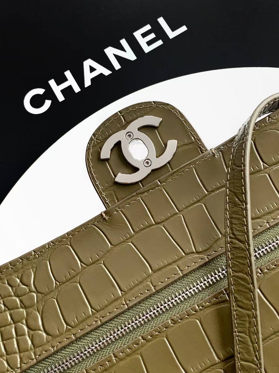 Сумка Chanel 6