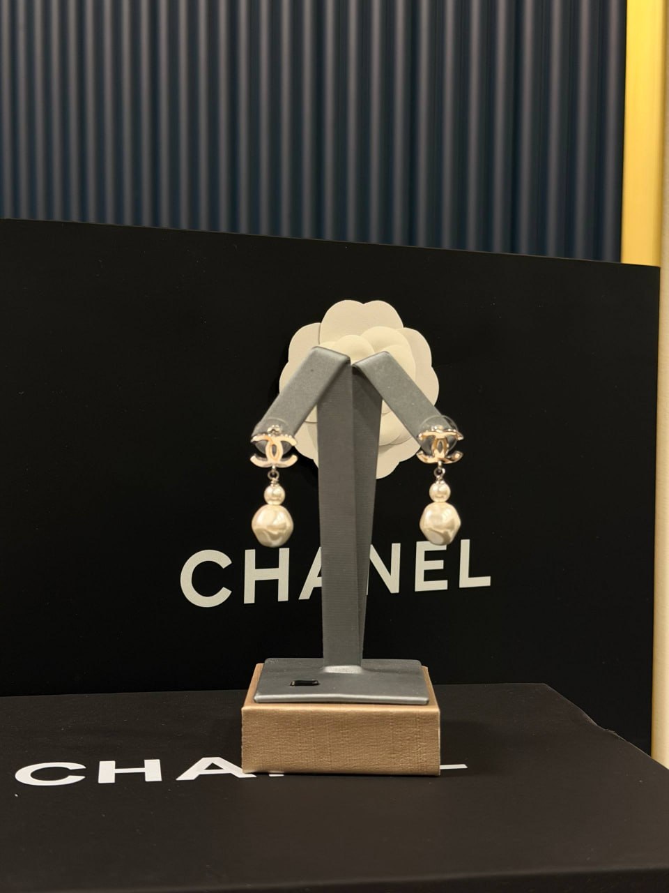 Серьги Chanel 2