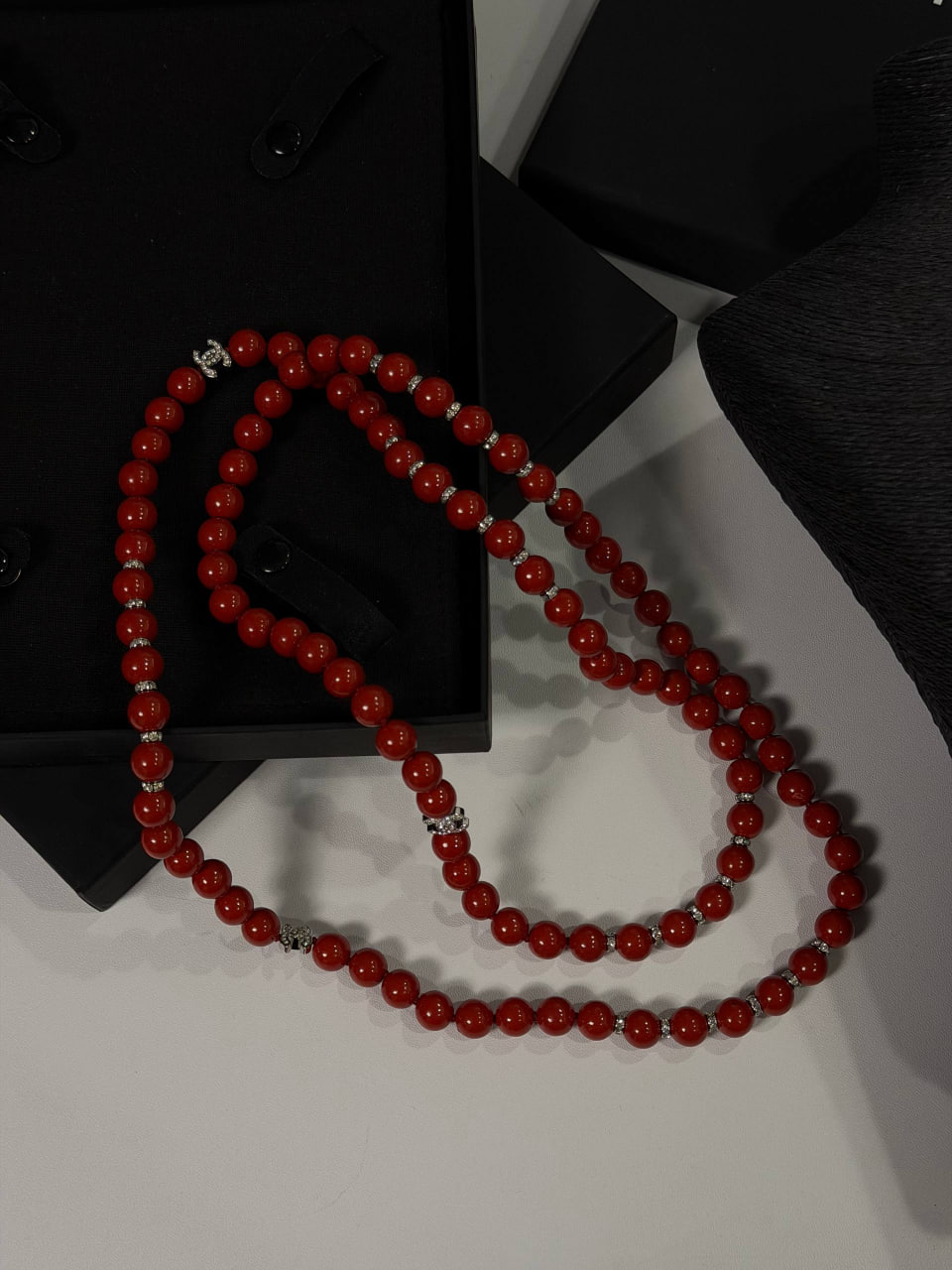 Колье Chanel 5