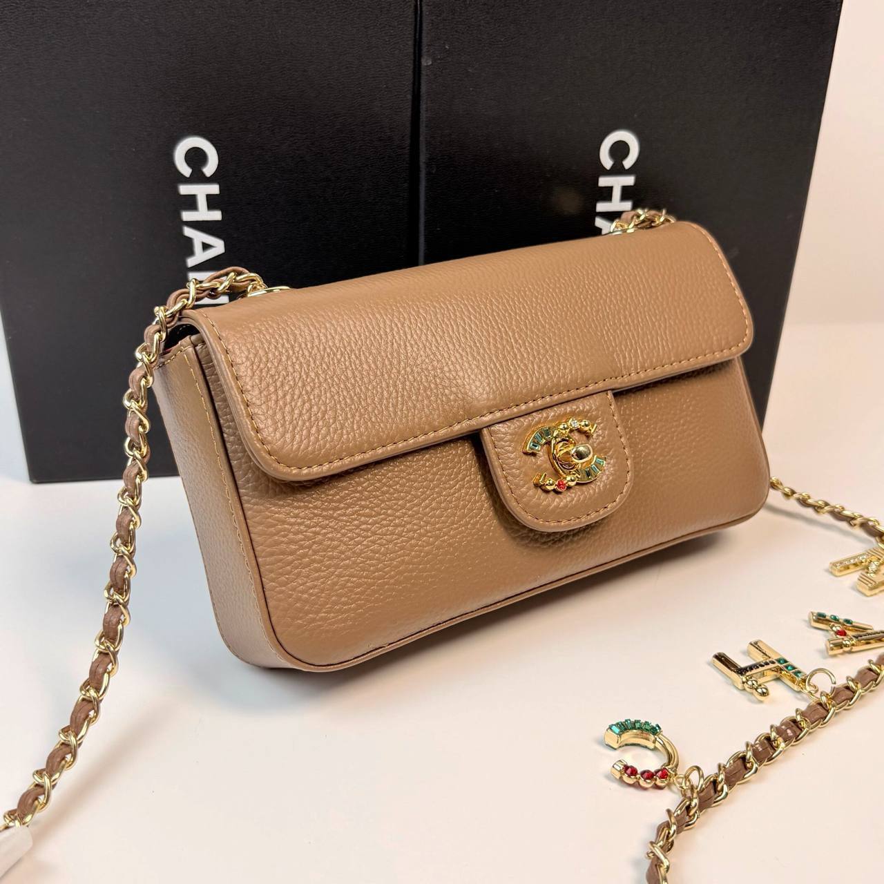Сумка Chanel 2