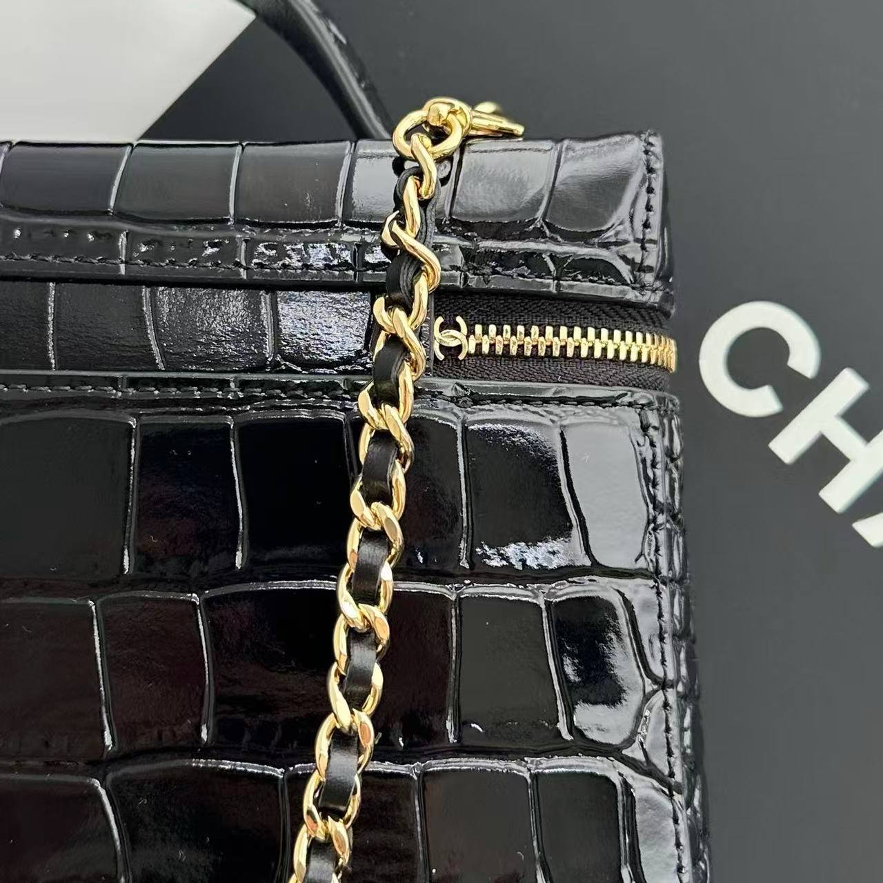 Сумка Chanel 4