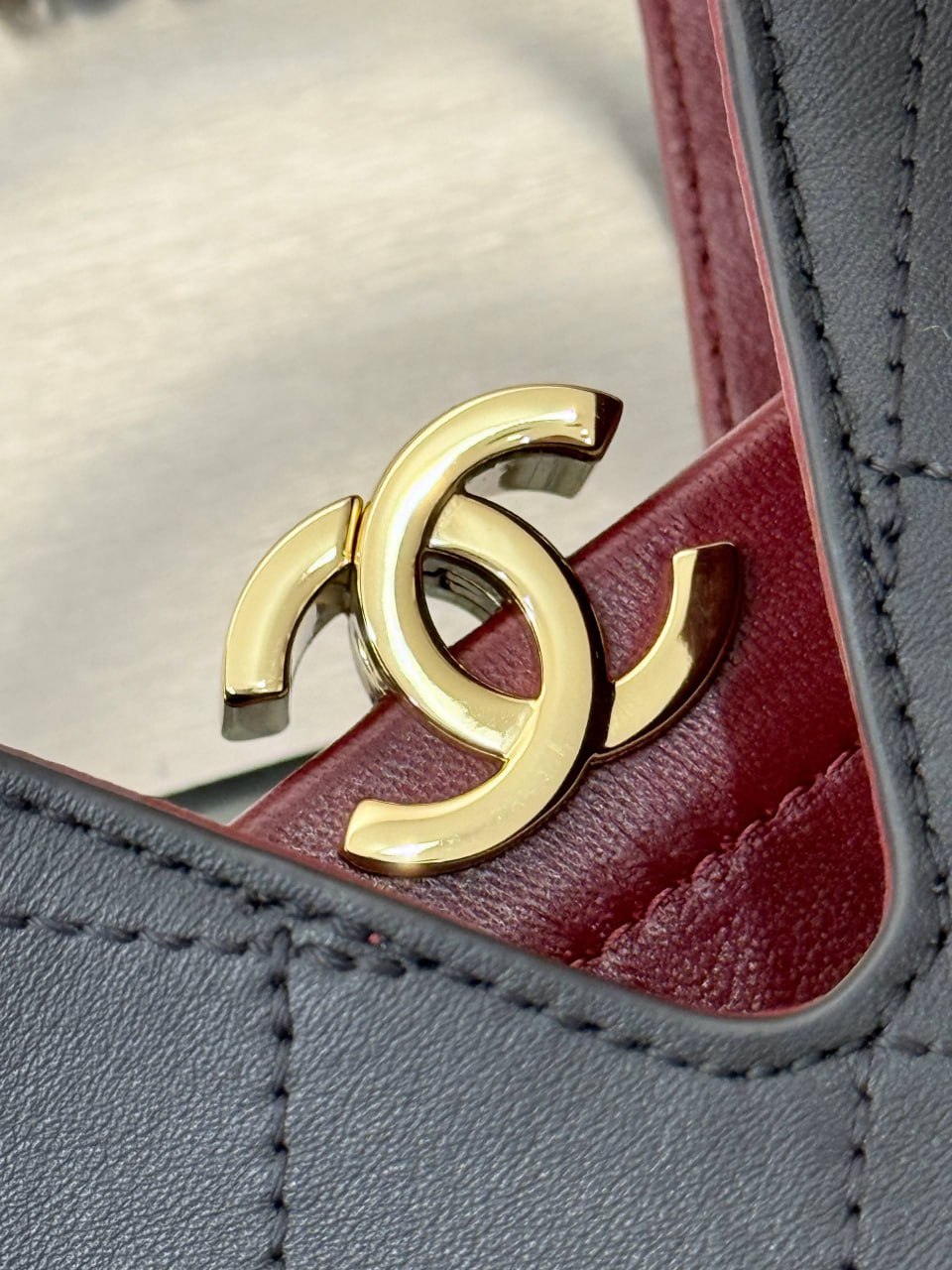 Сумка Chanel 4