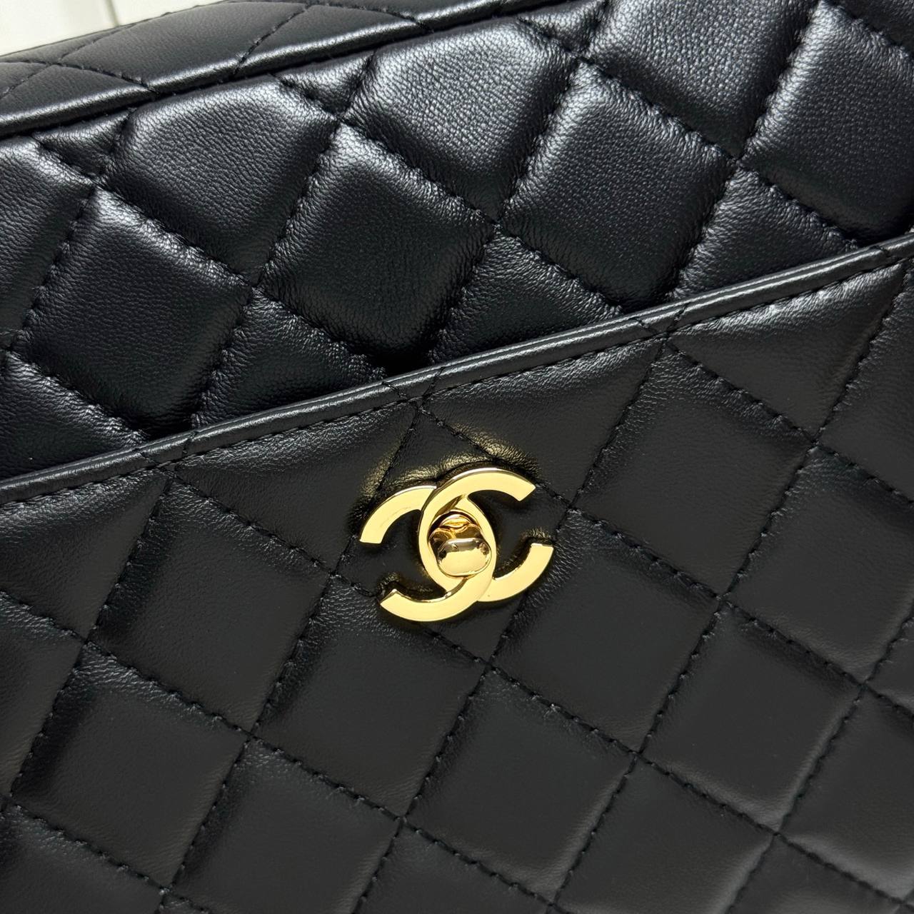 Сумка Chanel 4
