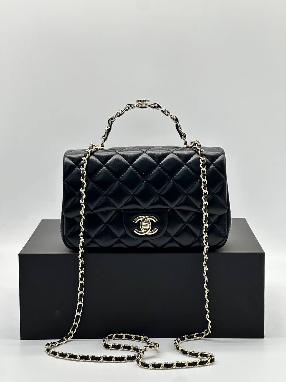 Сумка Chanel 6