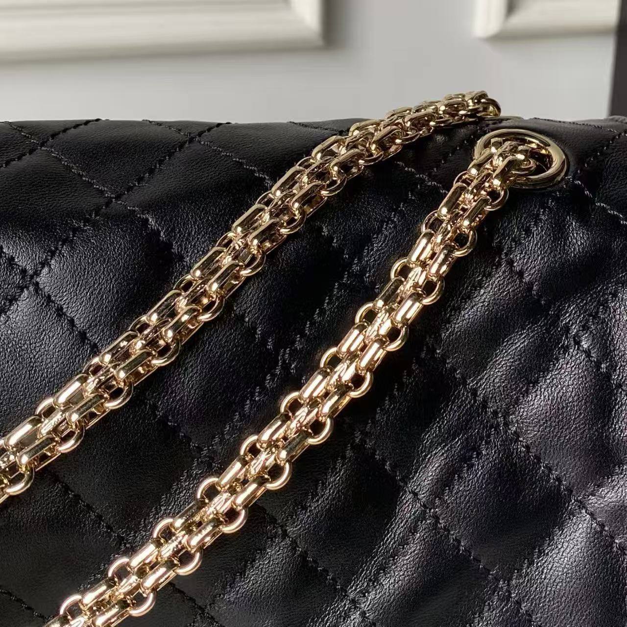 Сумка Chanel 6