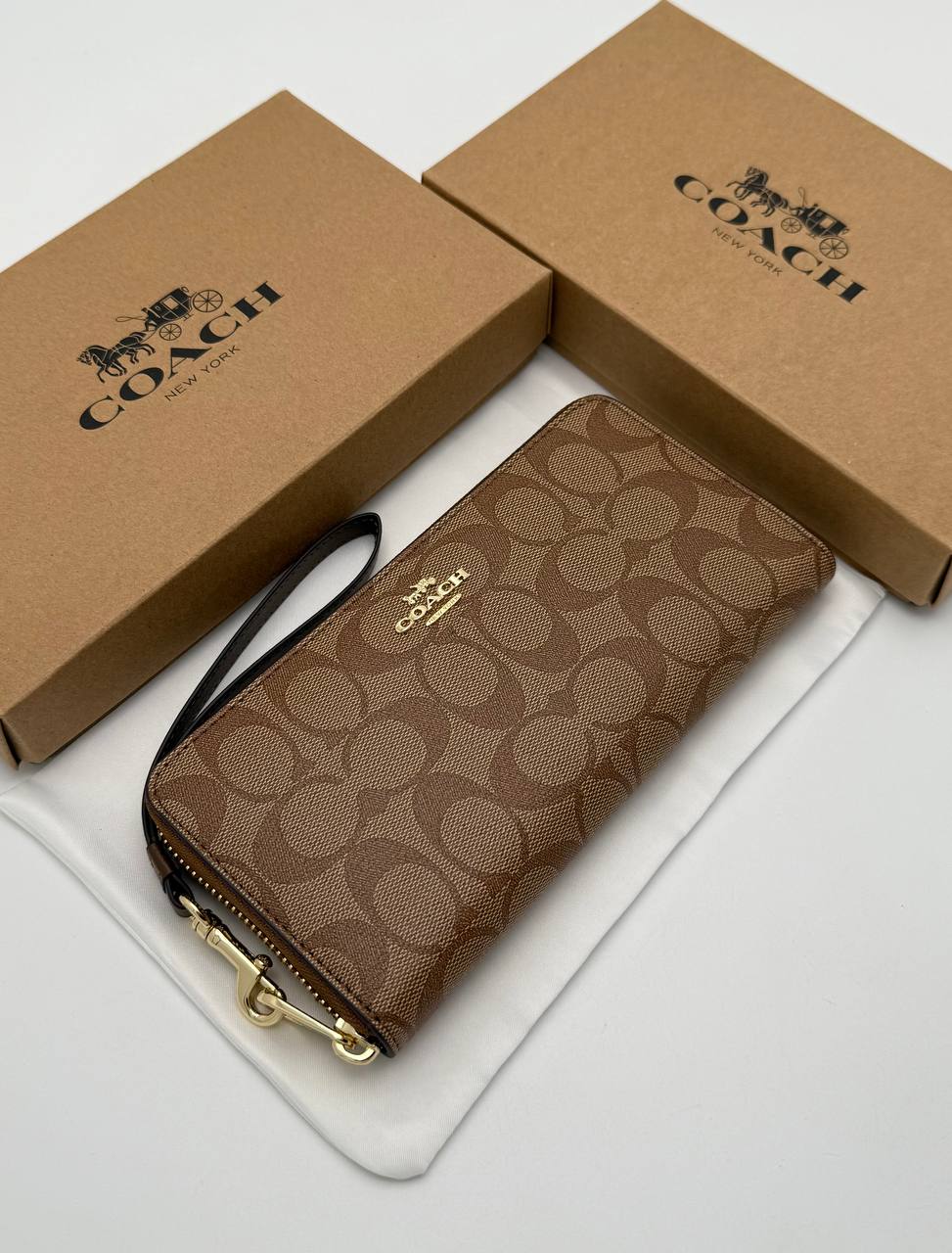 Кошелек Coach