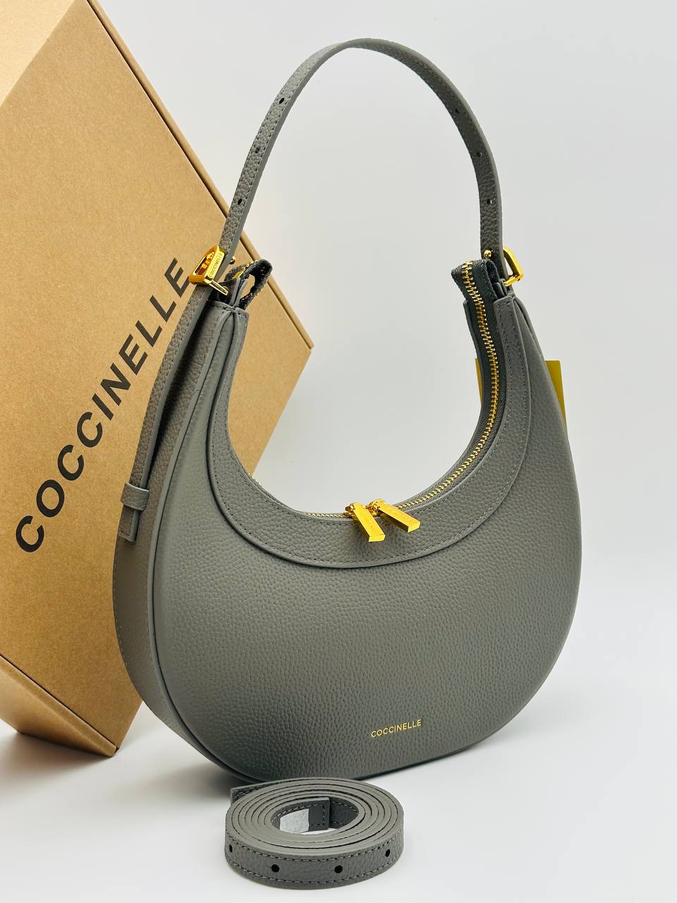 Сумка Coccinelle 2