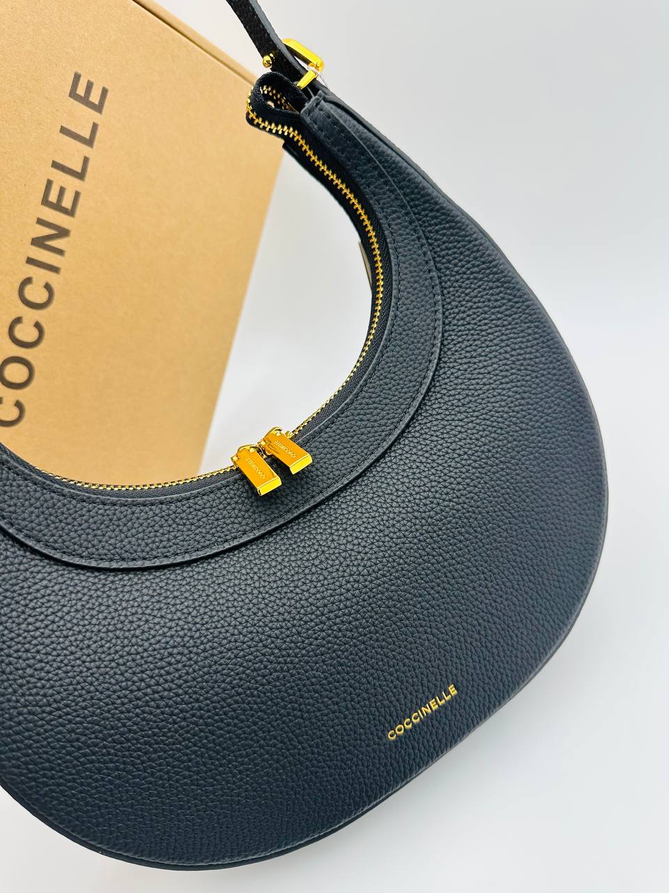 Сумка Coccinelle 4