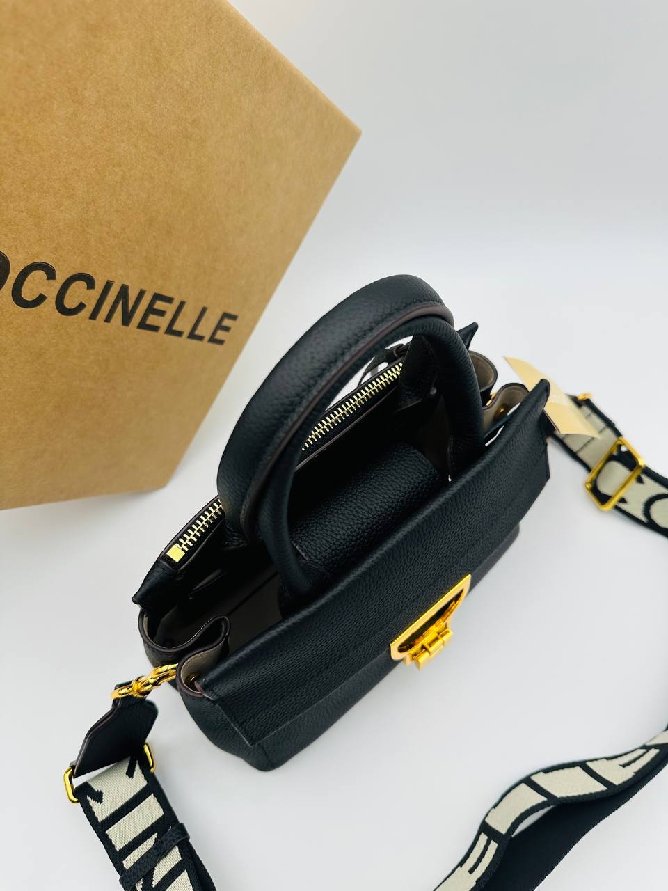 Сумка Coccinelle 15