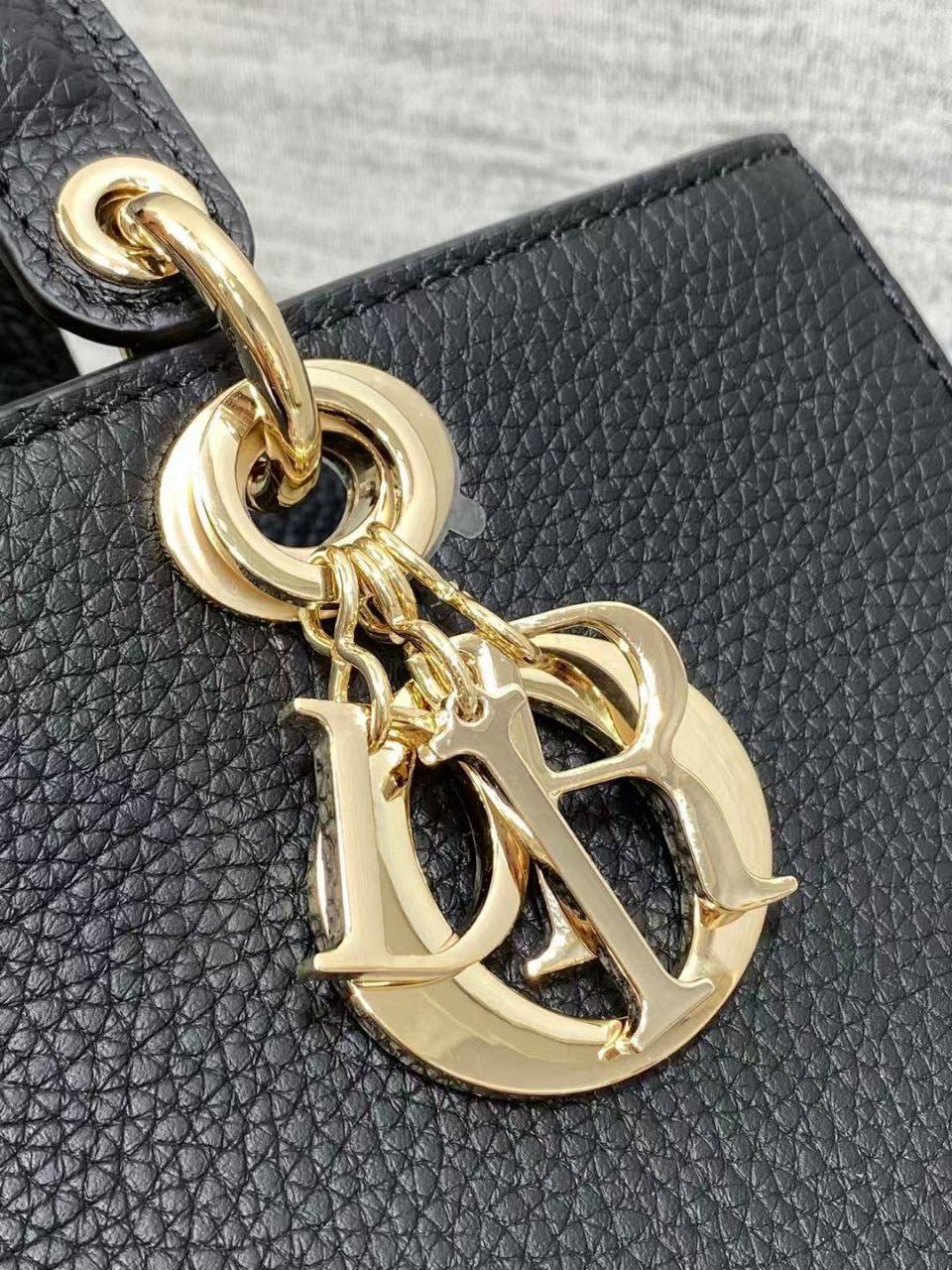 Сумка Dior 4
