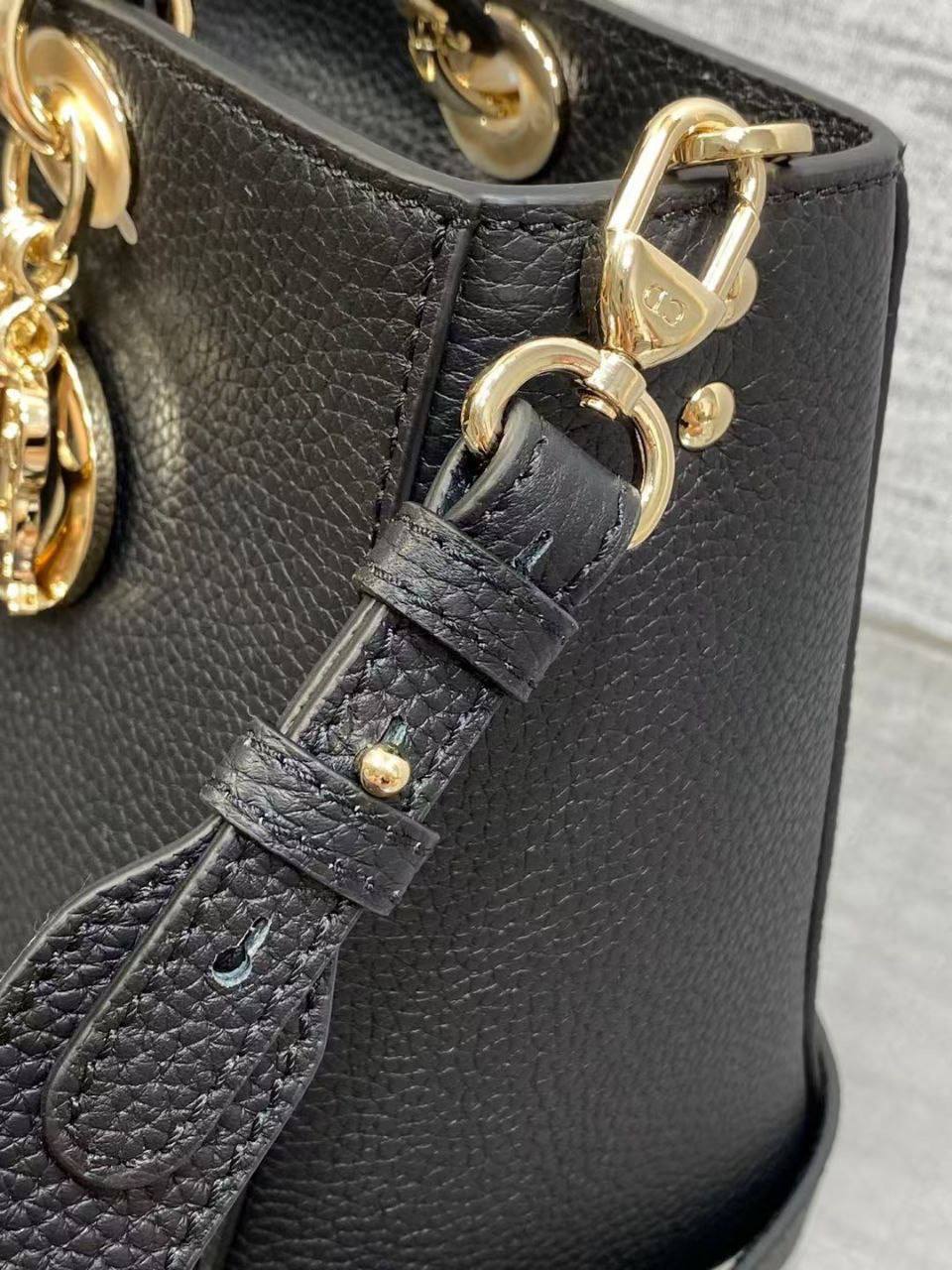 Сумка Dior 6