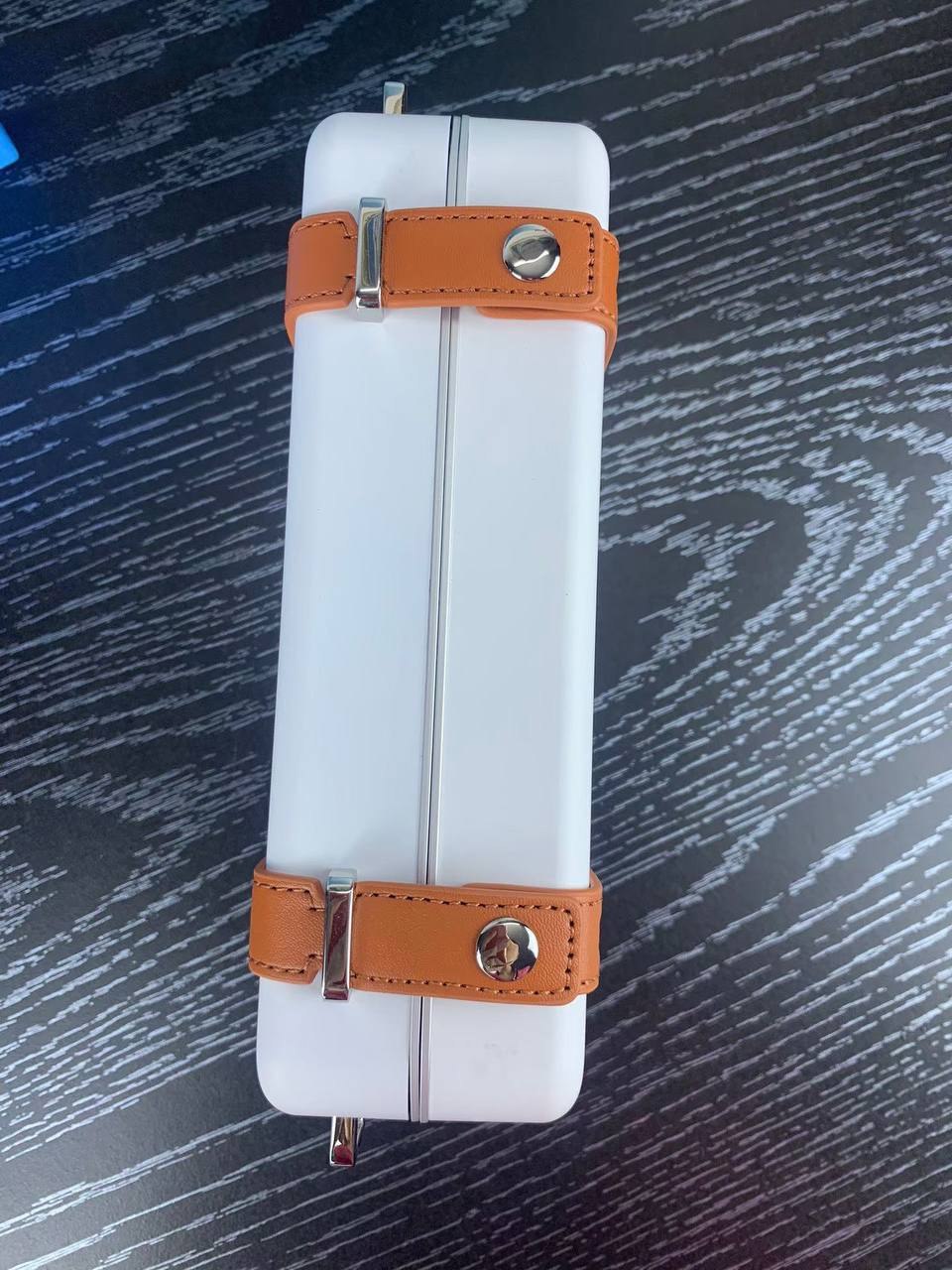 Клатч Dior 3