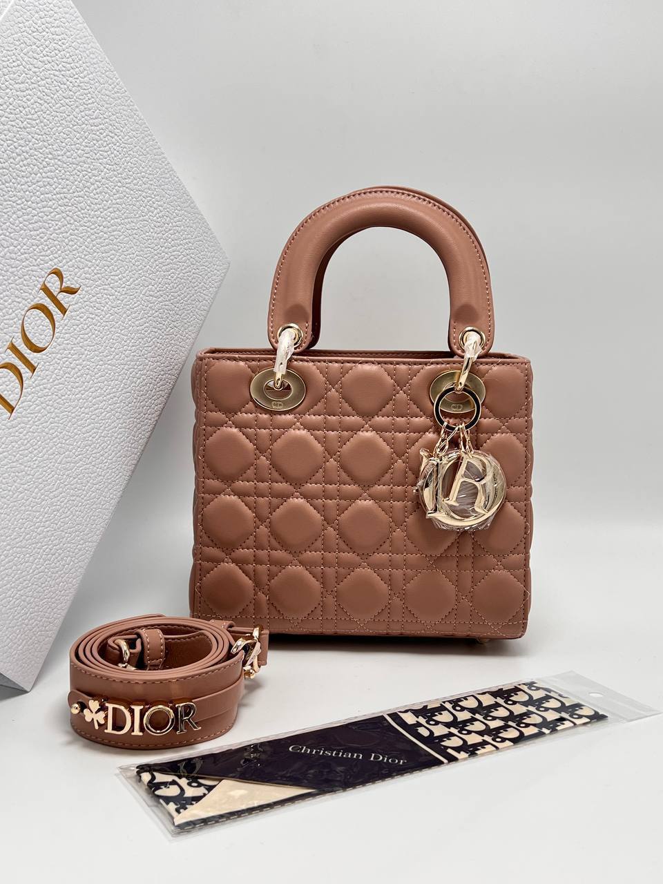 Сумка Dior 4
