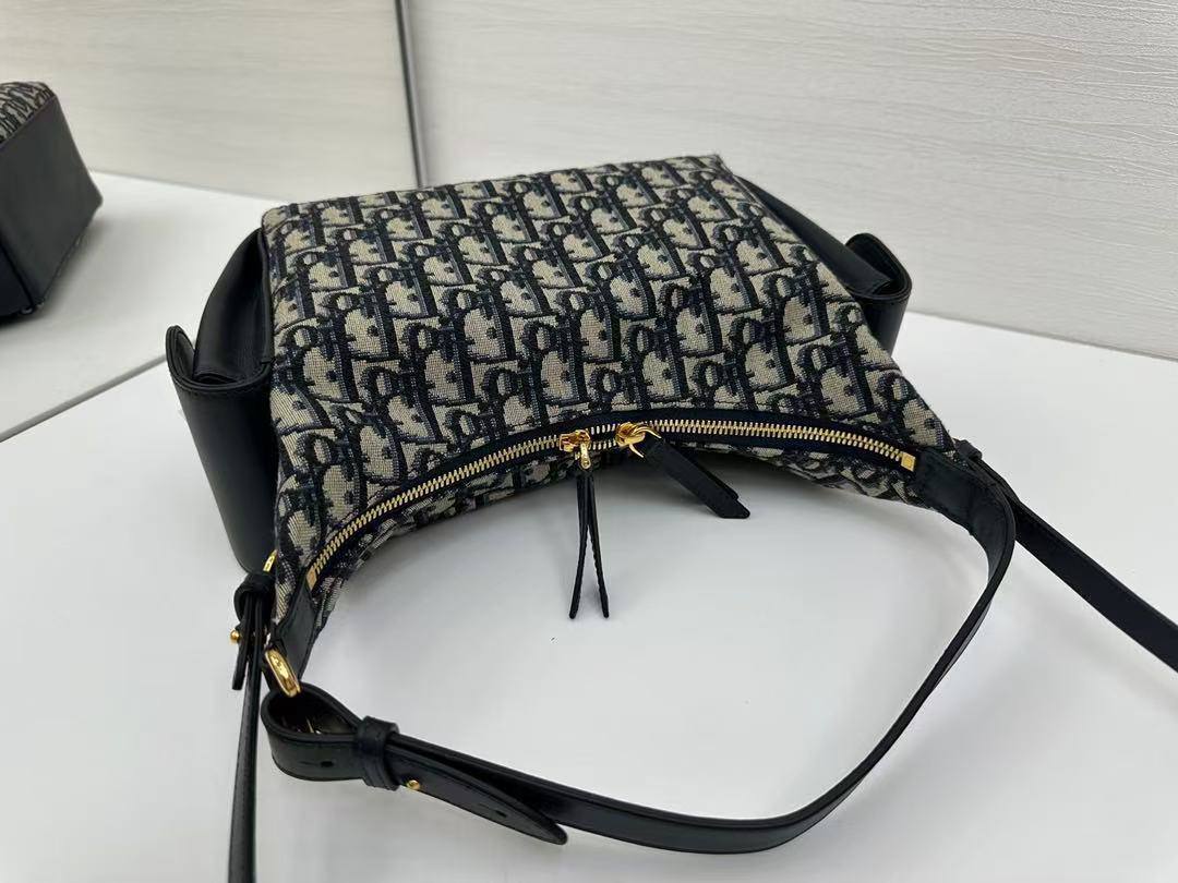 Сумка Dior 4