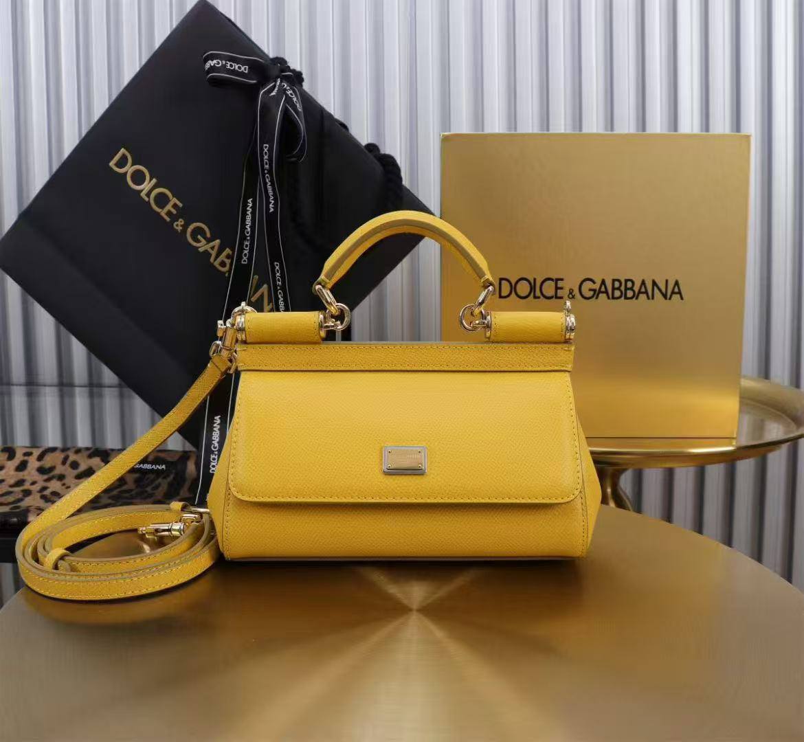 Сумка Dolce & Gabbana 1