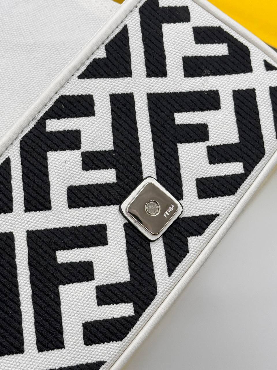 Сумка Fendi 7