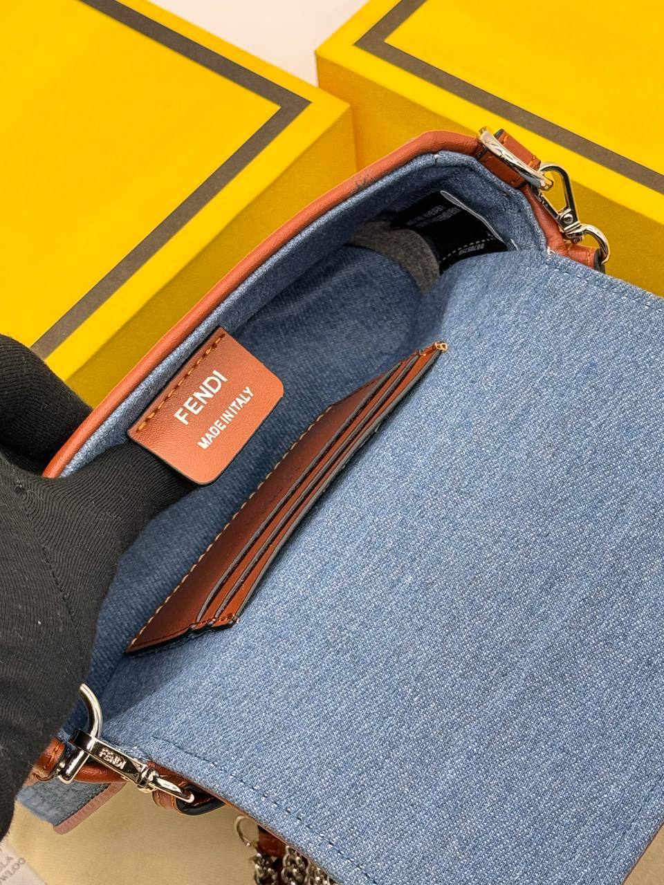 Сумка Fendi 9