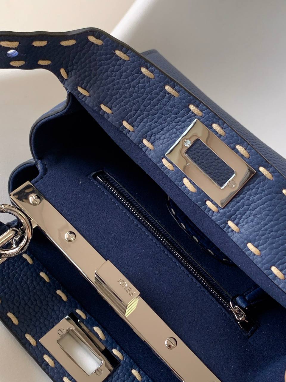 Сумка Fendi 8