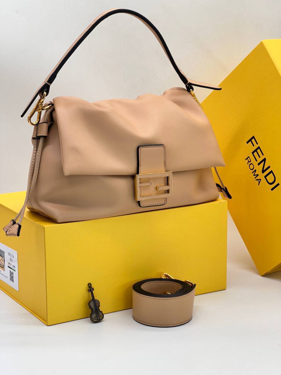 Сумка Fendi 4