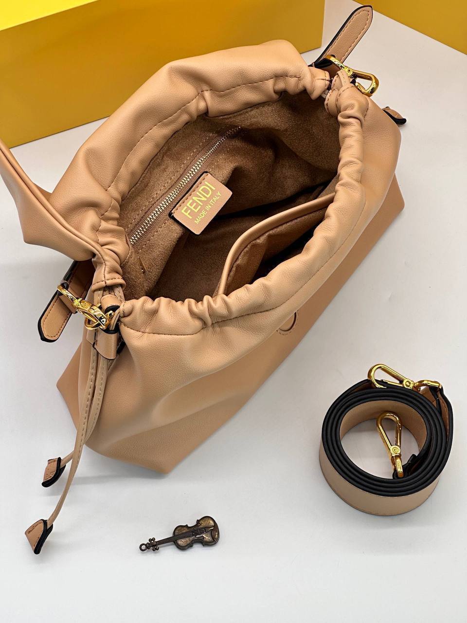 Сумка Fendi 5