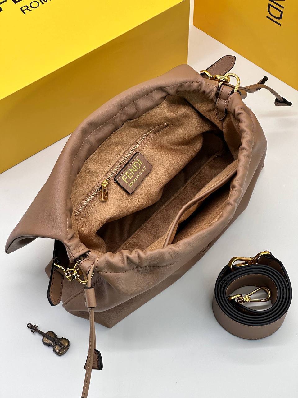 Сумка Fendi 5