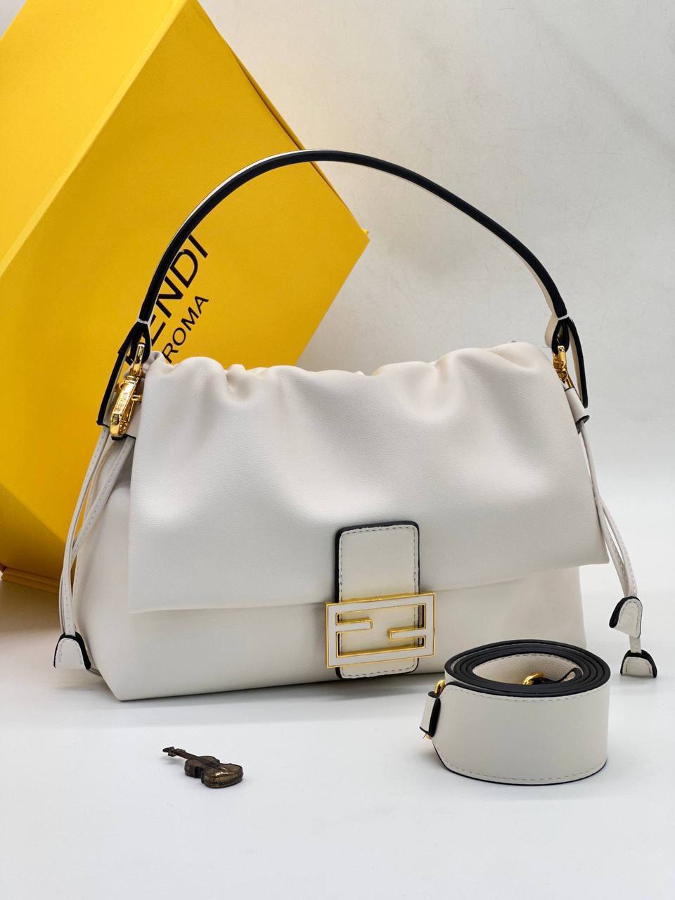 Сумка Fendi 1