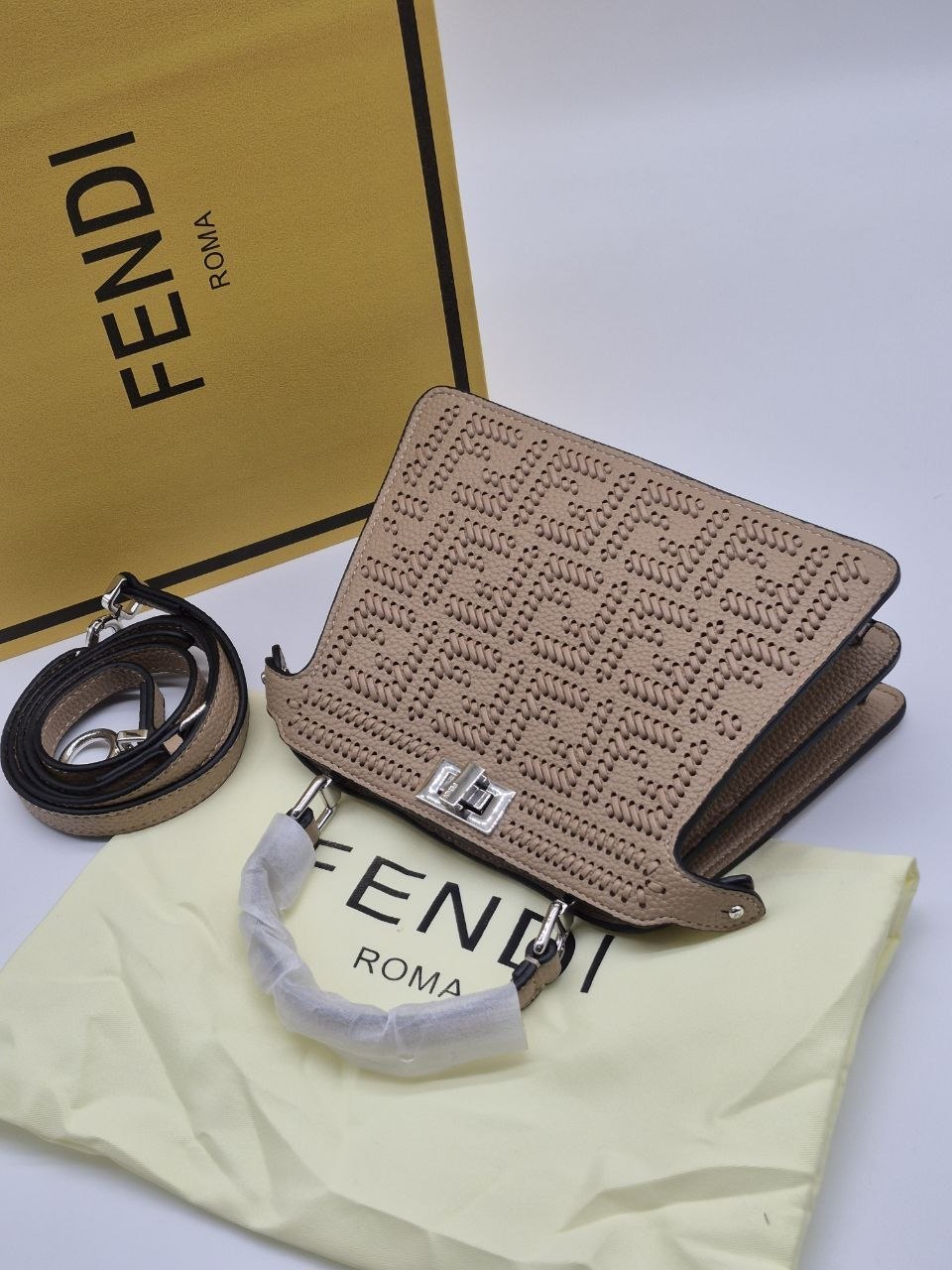Сумка Fendi 3