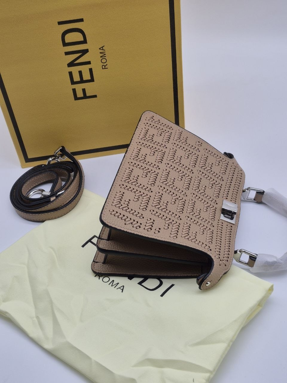 Сумка Fendi 5