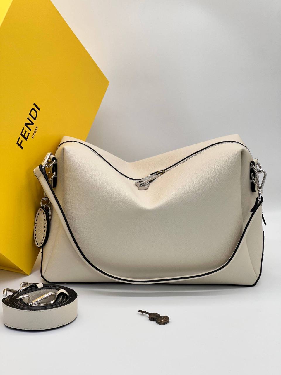 Сумка Fendi