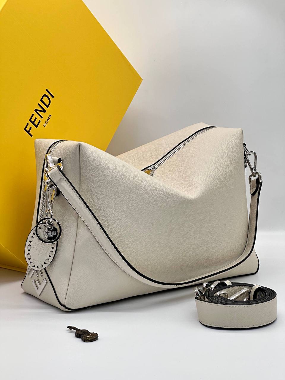 Сумка Fendi 2