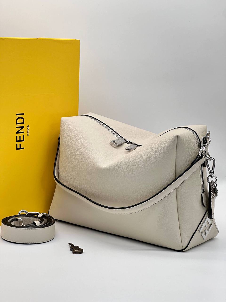 Сумка Fendi 3