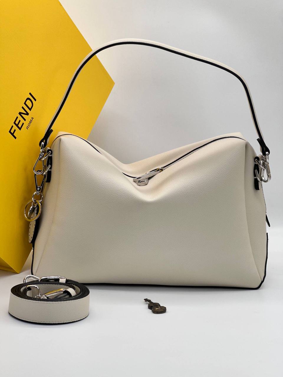 Сумка Fendi 4