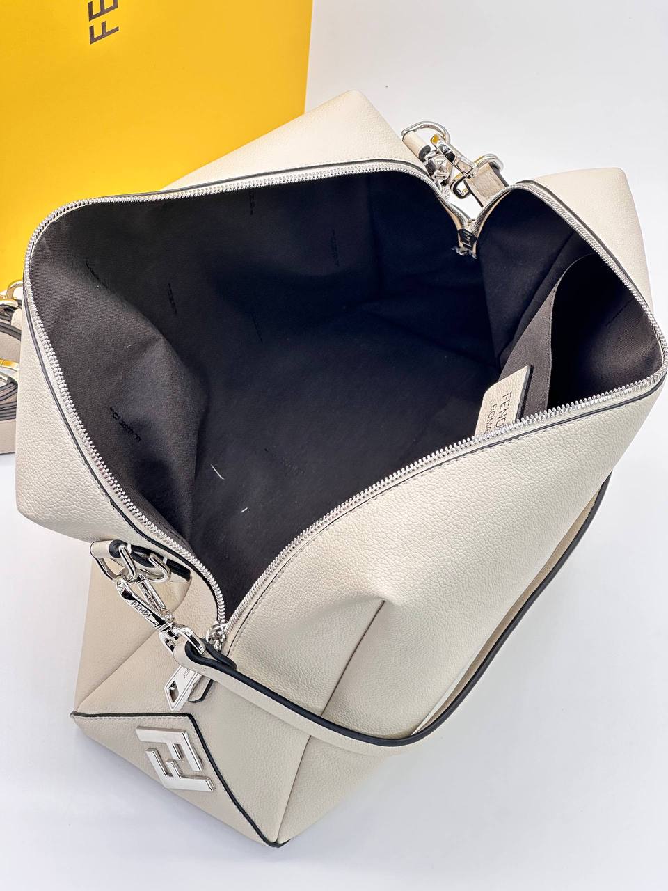 Сумка Fendi 8