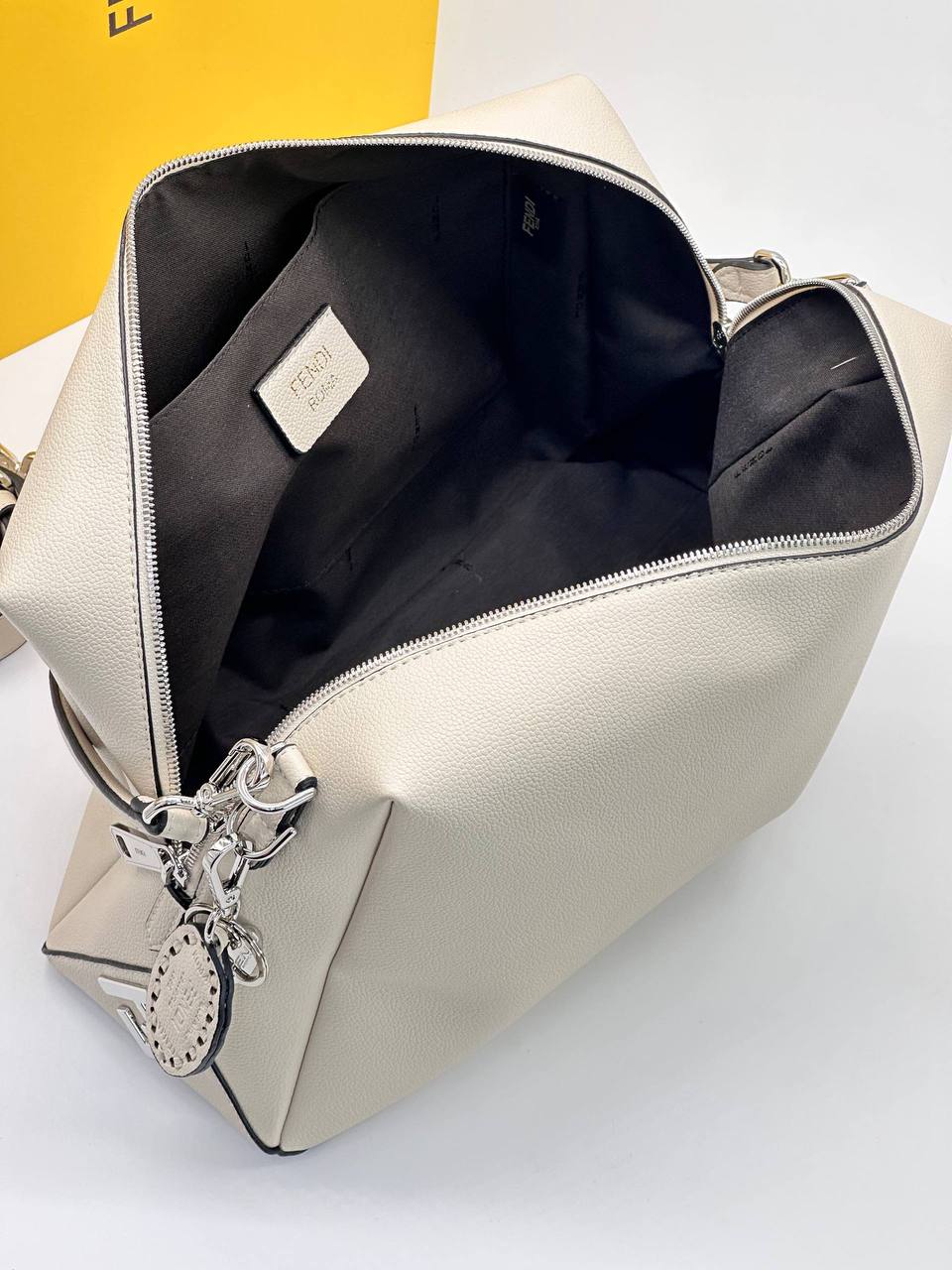 Сумка Fendi 9