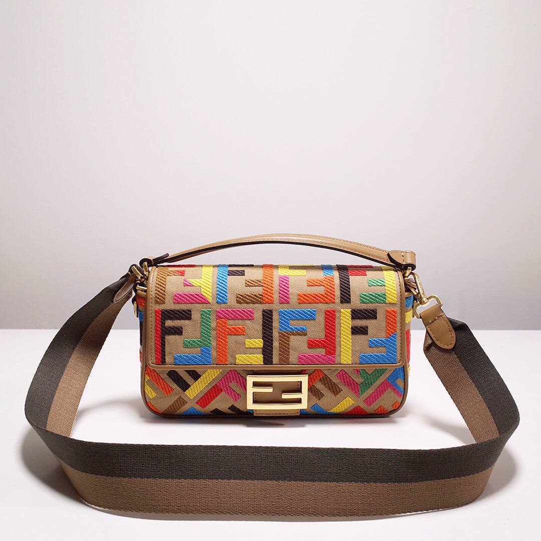Сумка Fendi