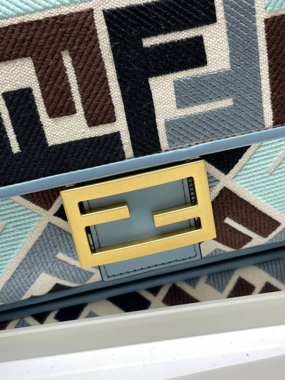 Сумка Fendi 9