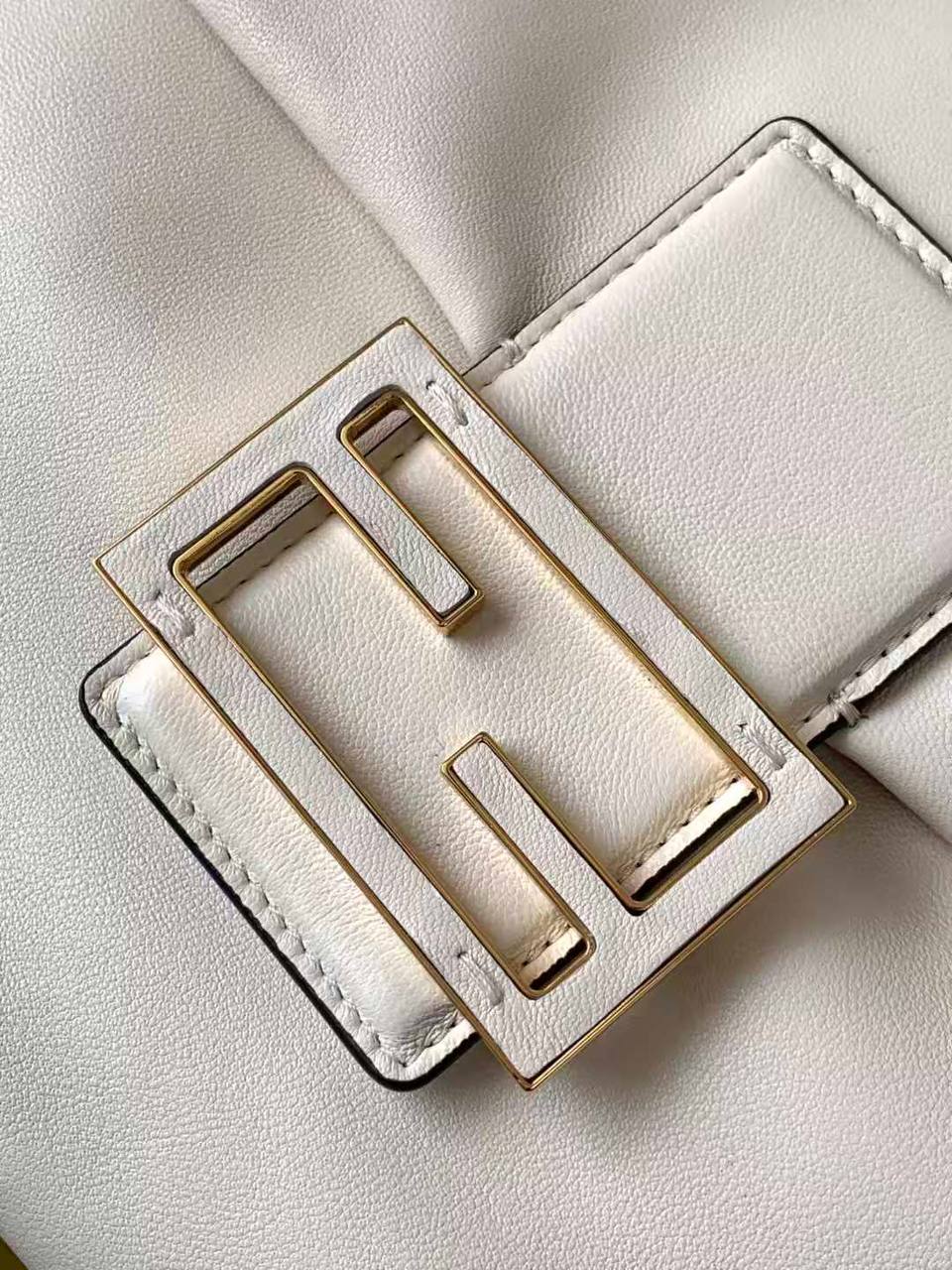 Сумка Fendi 5