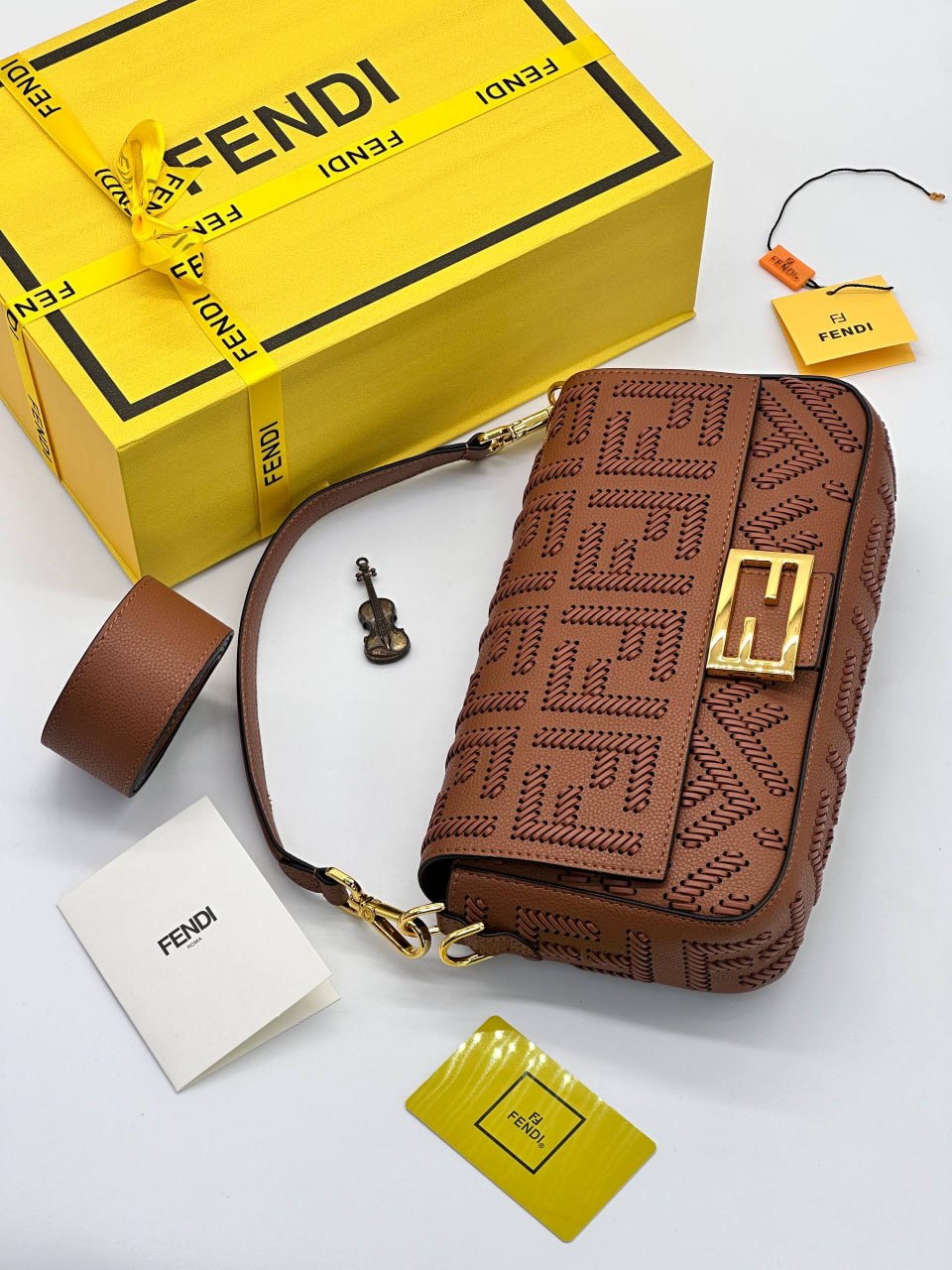 Сумка Fendi 5