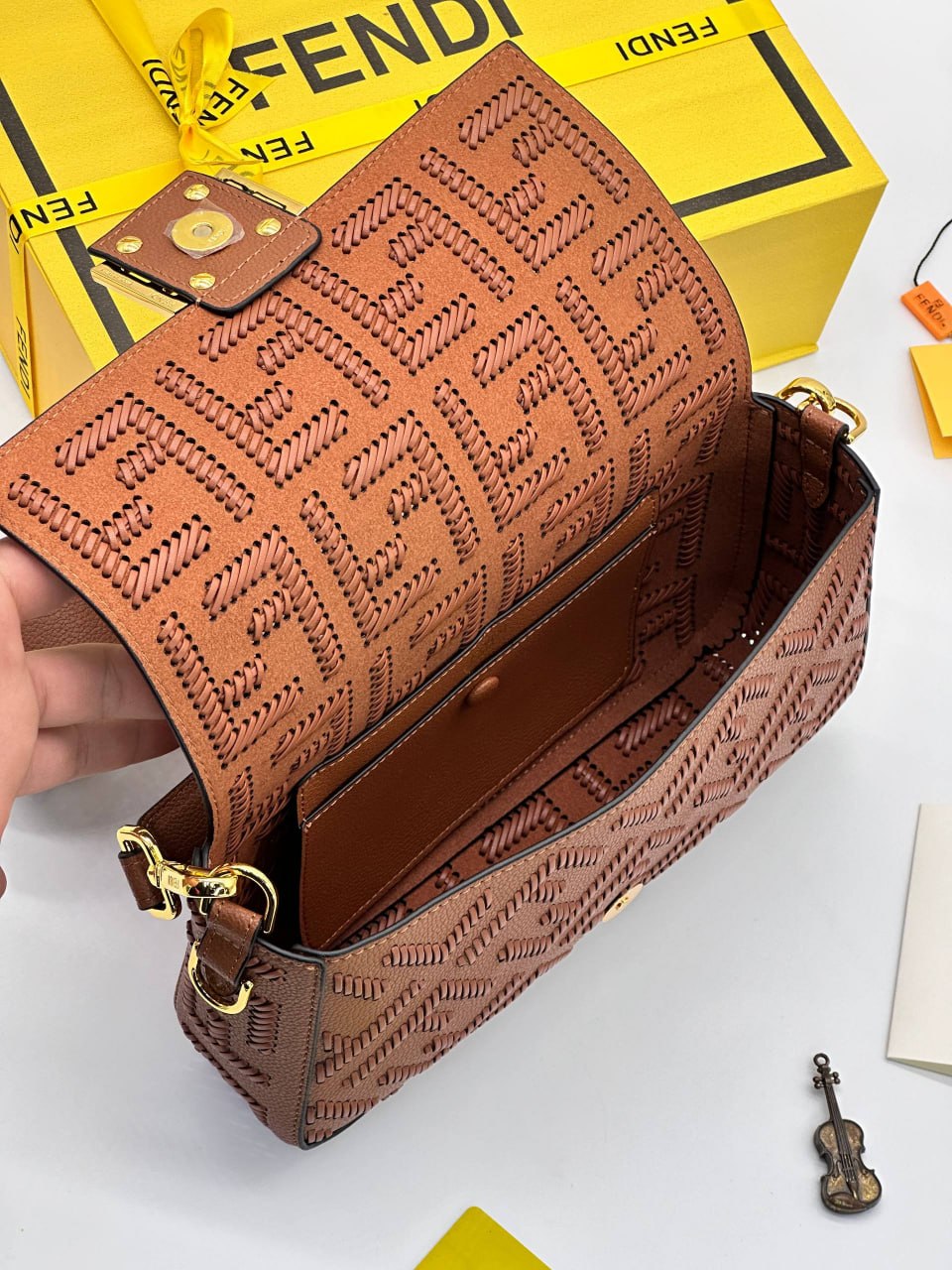 Сумка Fendi 9