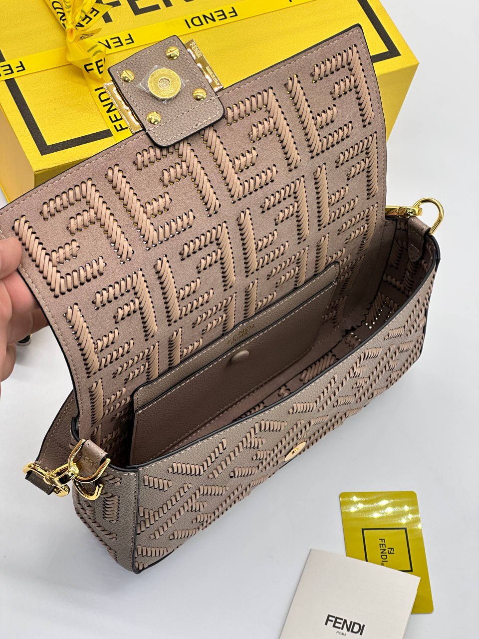 Сумка Fendi 8