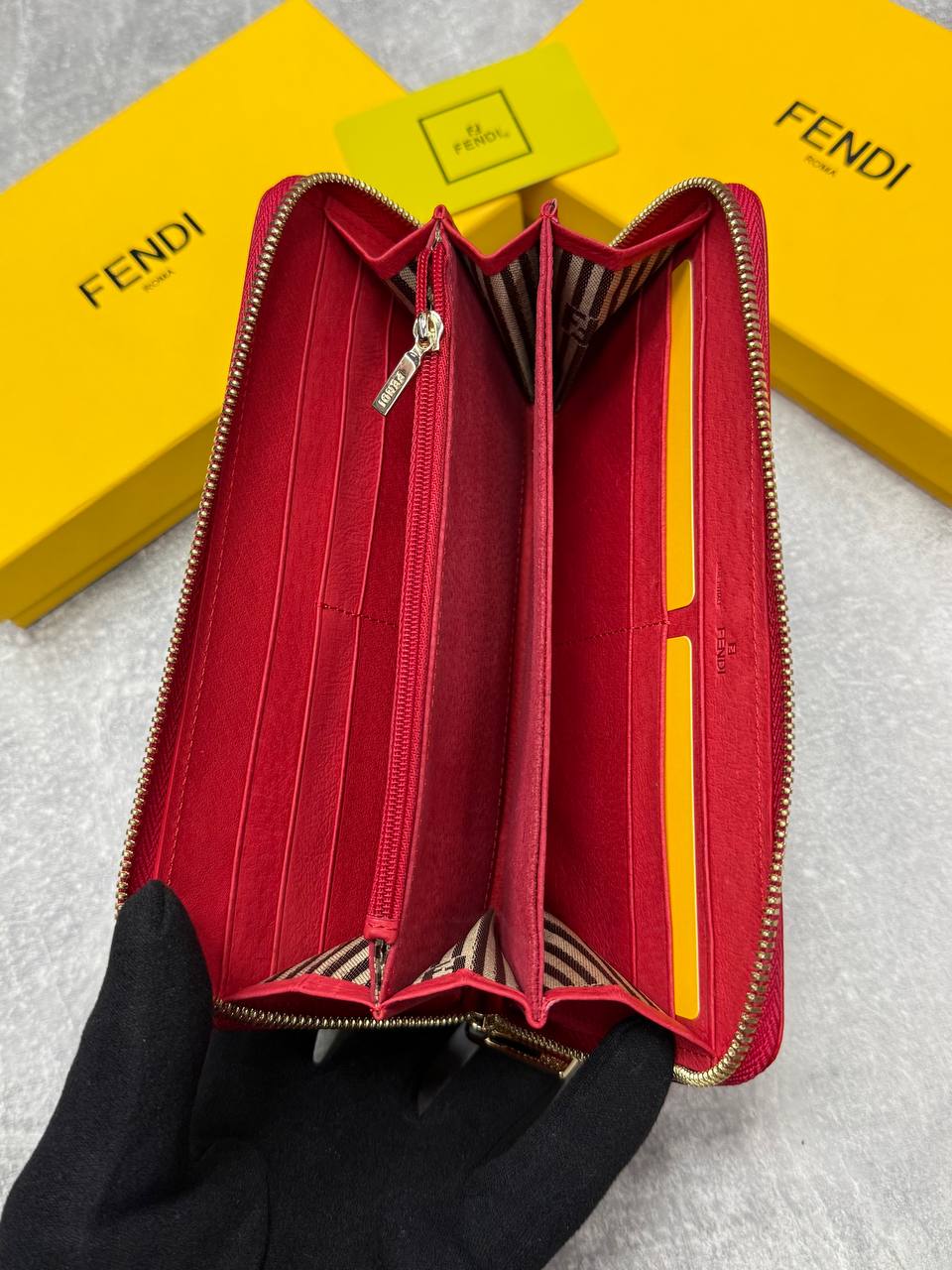 Кошелек Fendi 9