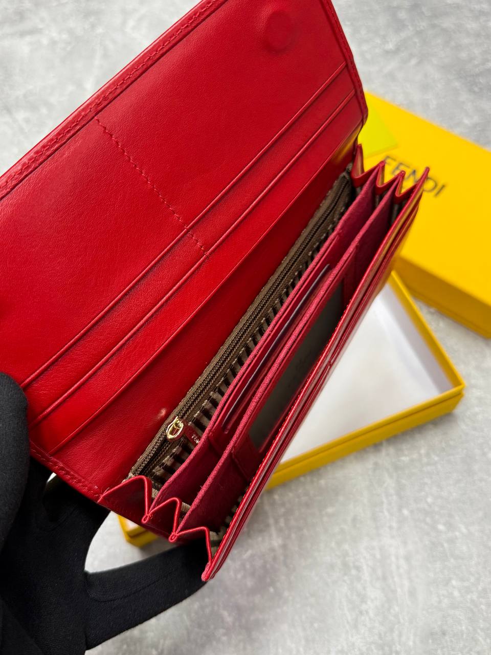 Кошелек Fendi 9