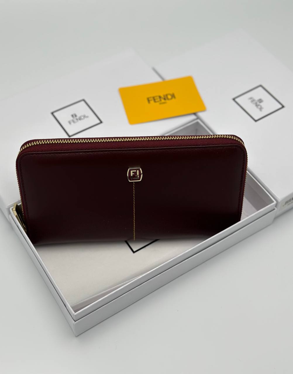 Кошелек Fendi 1