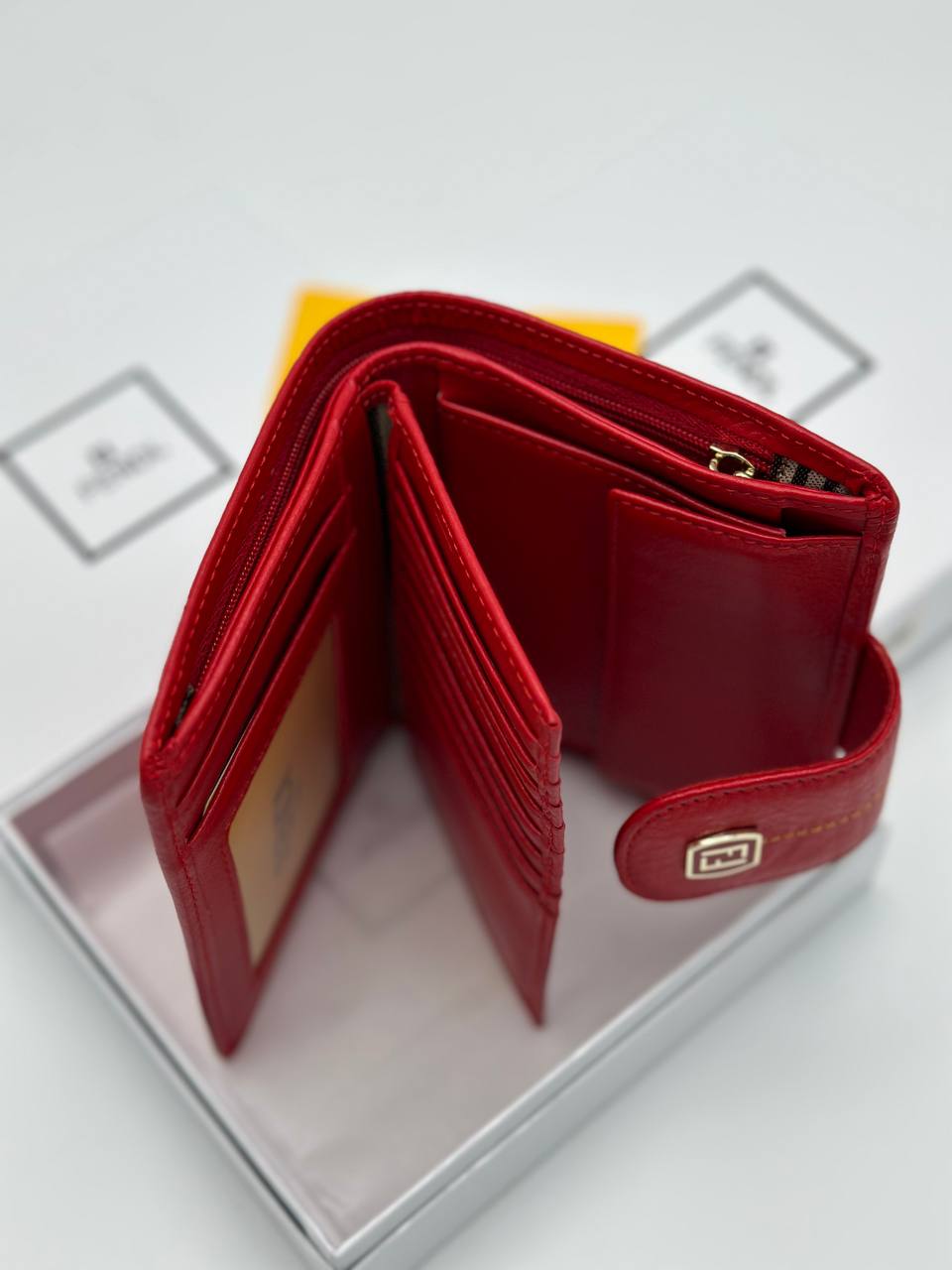 Кошелек Fendi 8