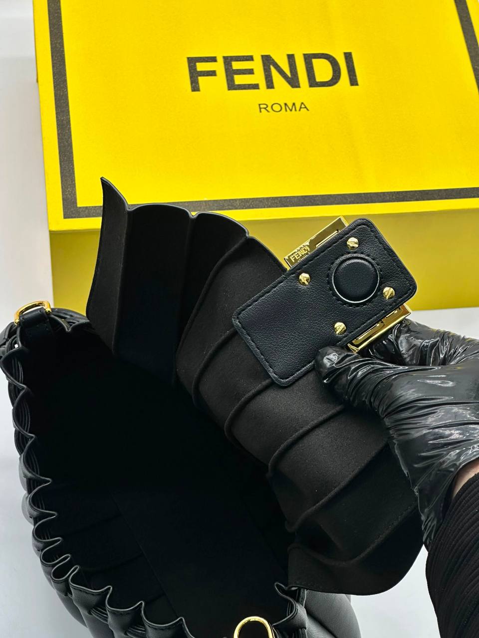Сумка Fendi 9