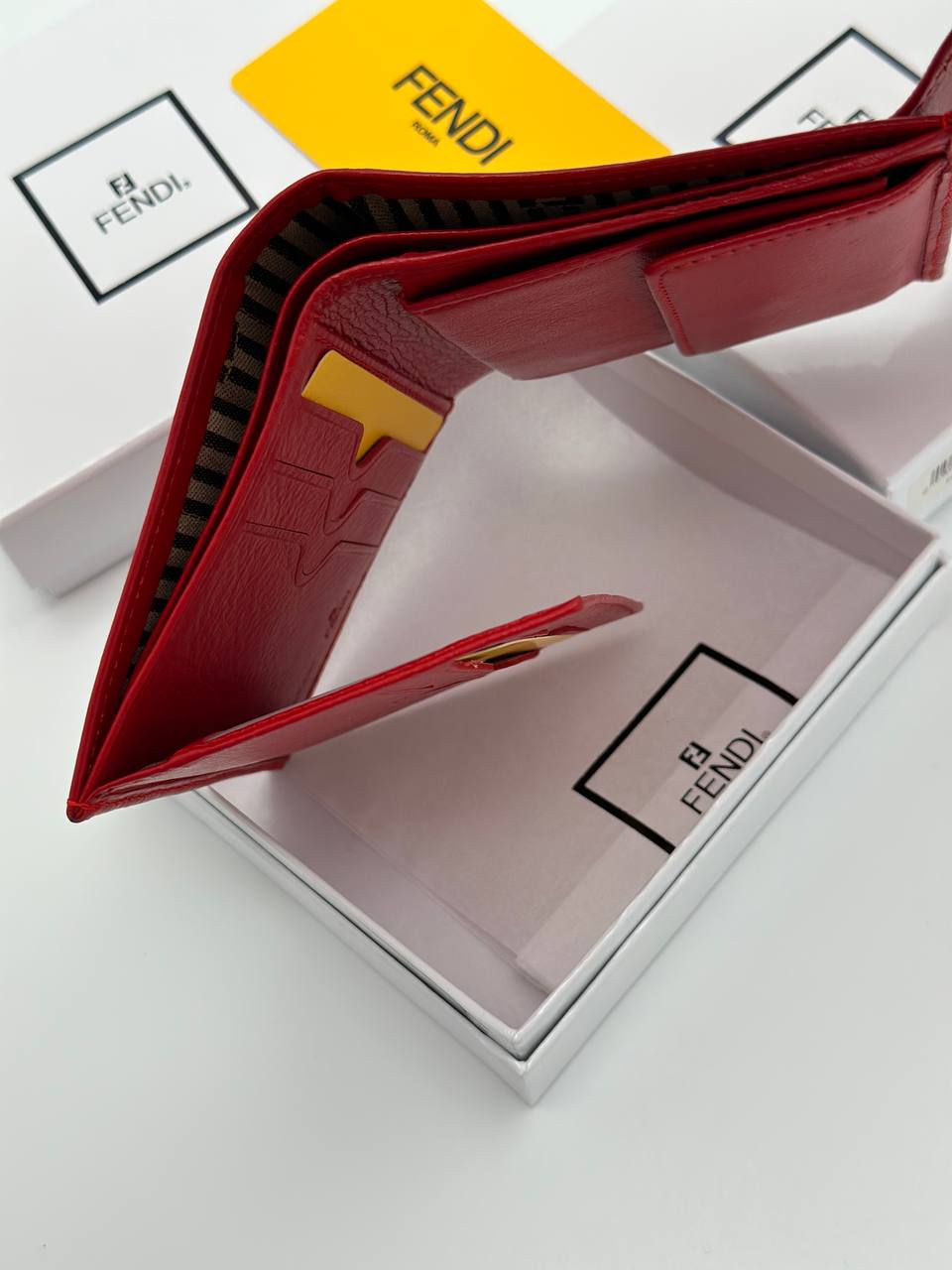 Кошелек Fendi 8