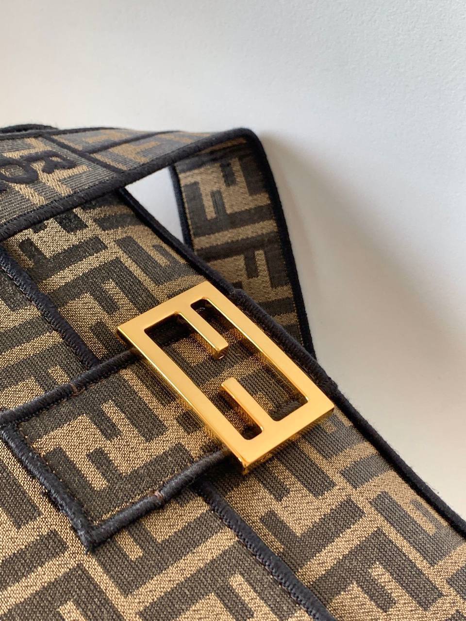 Сумка Fendi 5