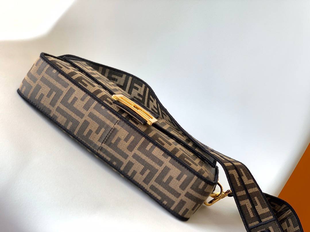 Сумка Fendi 7