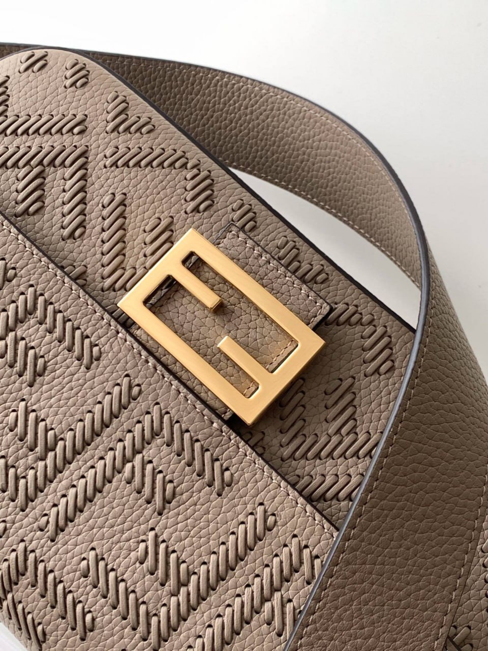 Сумка Fendi 4