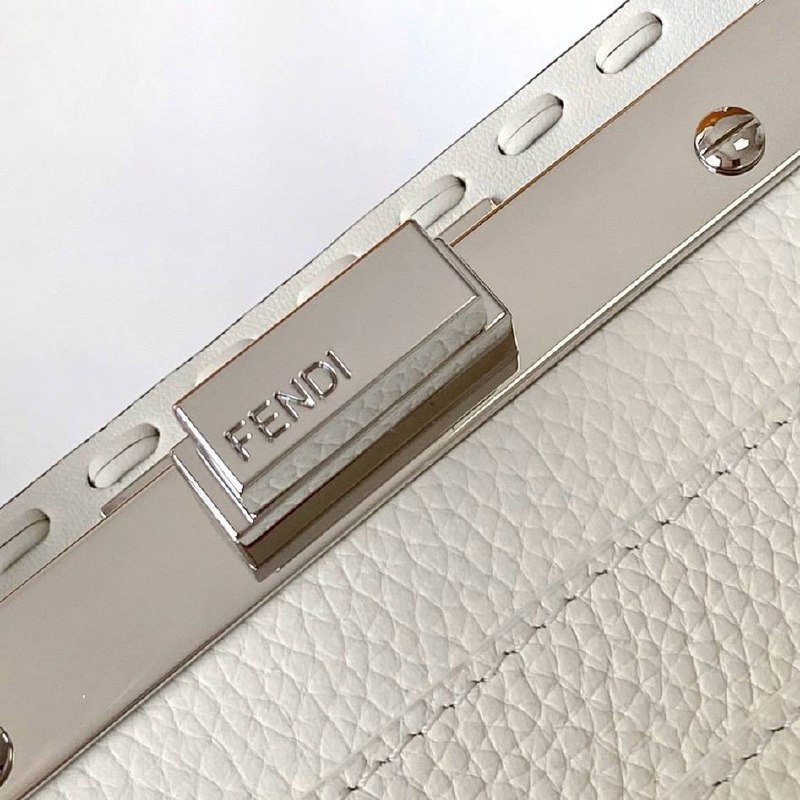 Сумка Fendi Peekaboo ISeeU Small 5